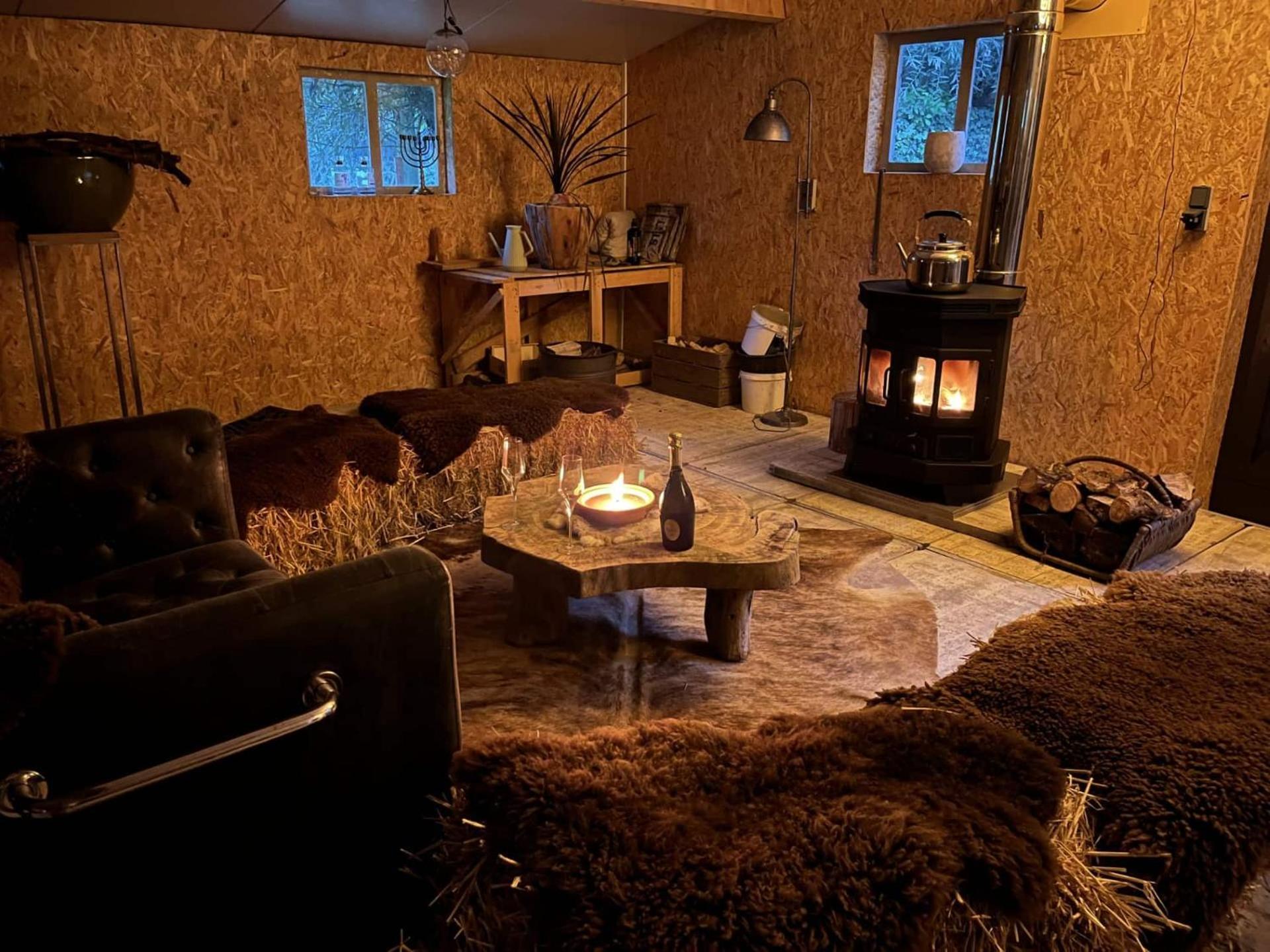 Bed & Breakfast+ De Kooimolen Dreumel Eksteriør billede
