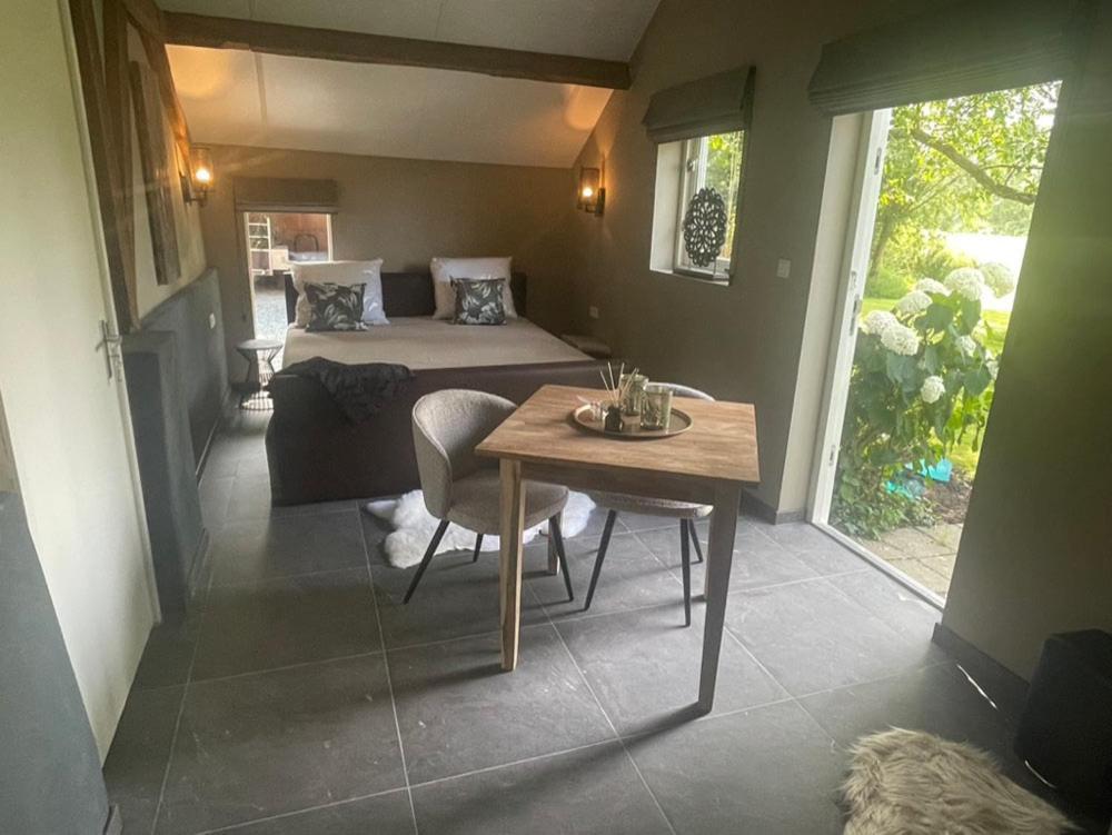 Bed & Breakfast+ De Kooimolen Dreumel Eksteriør billede