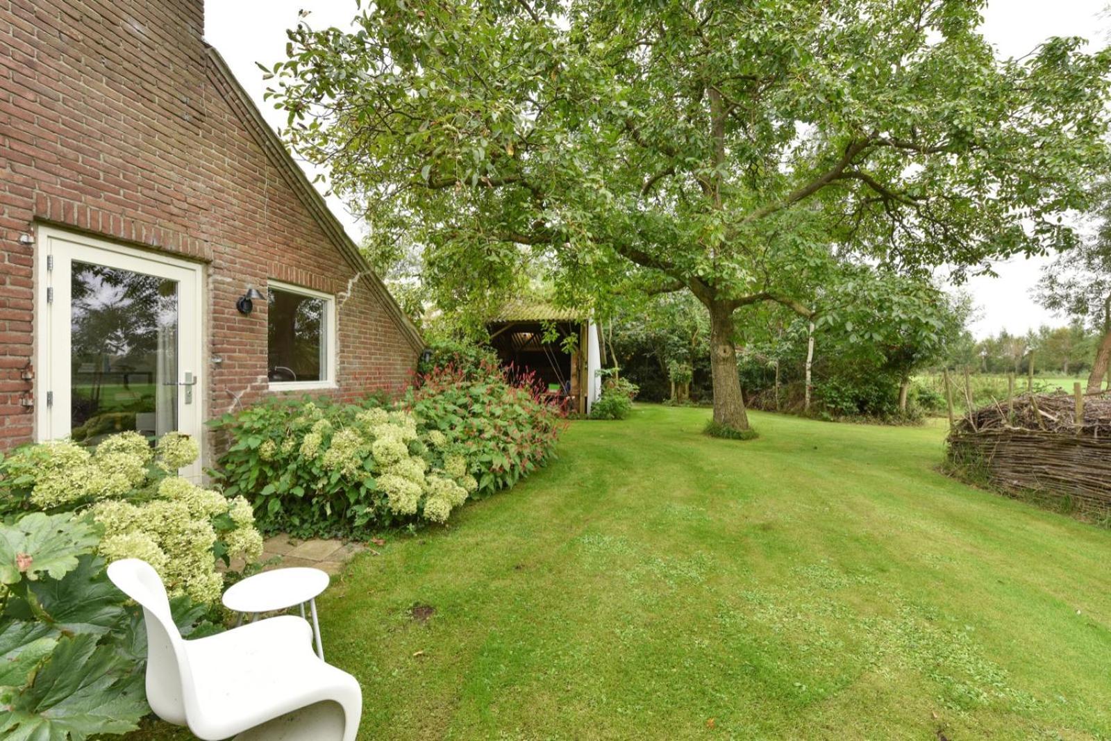 Bed & Breakfast+ De Kooimolen Dreumel Eksteriør billede